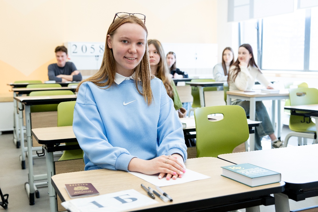 «240 кг чугунной болванки» и неверное направление силы Ампера: какие ошибки чаще всего допускали на ЕГЭ по физике